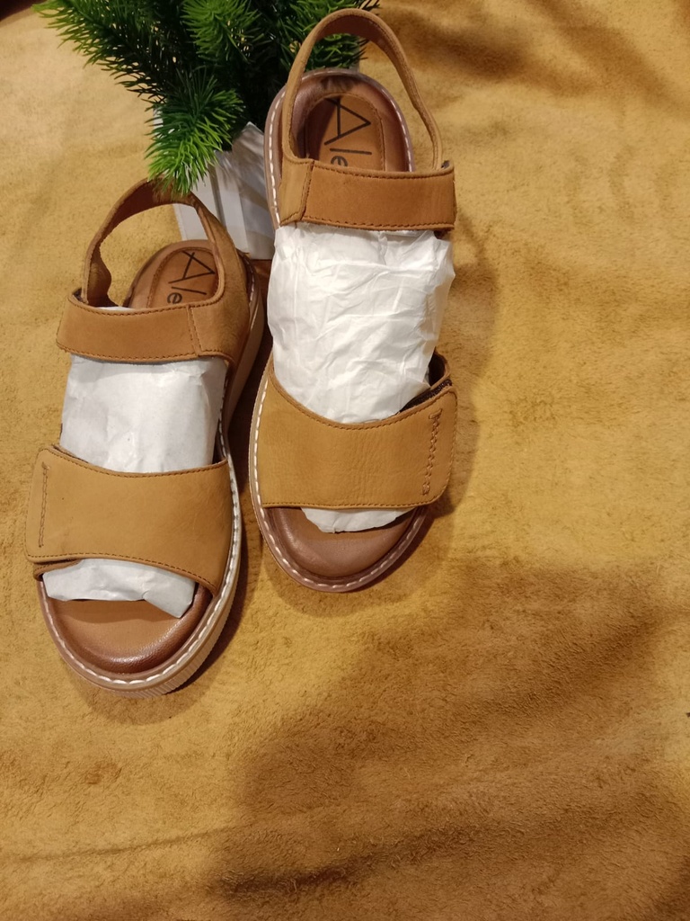 Pure leather Exported sandal for Women
